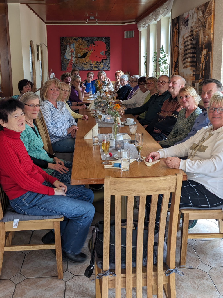 Gemütliches Beisammensein bei Drackendorfer Kaffeeplausch